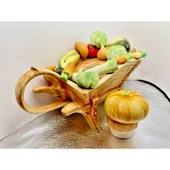 The Tea Pottery Vegetables Cart -Handmade & Painted in ENGLAND - Picture 6 of 11